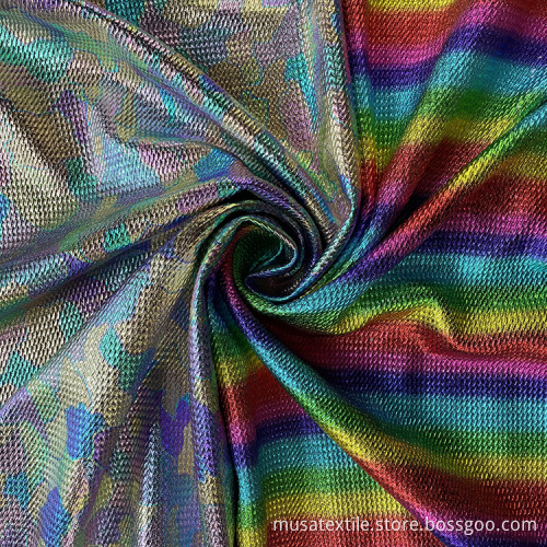 Camouflage et arc-en-ciel en gros tissu en tricot